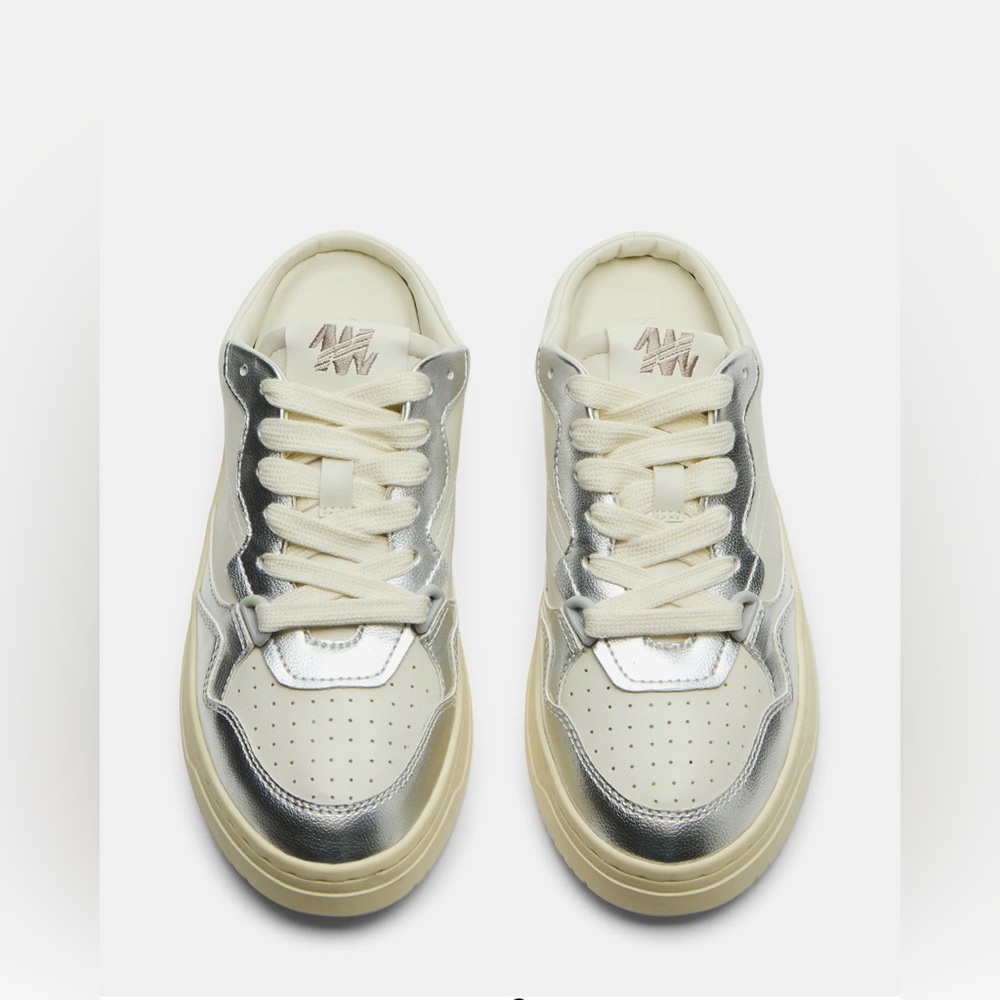 Steve Madden Women's Jensen Silver and Cream Sneakers